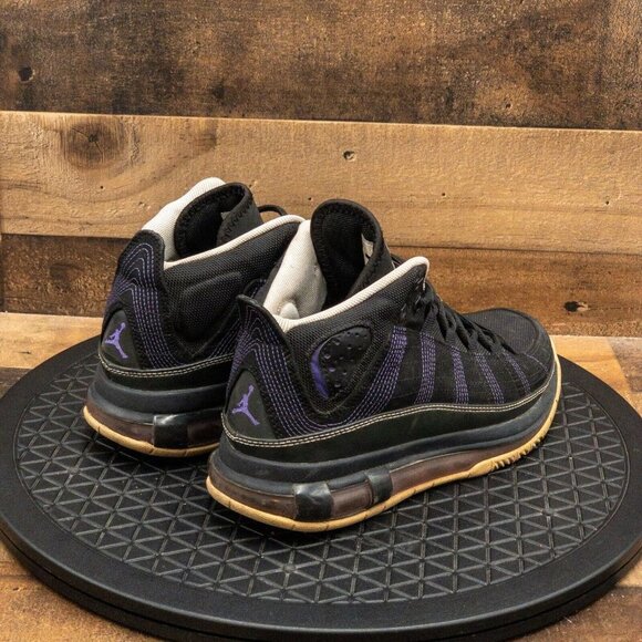 NIKE AIR JORDN TAKE FLIGHT KIDS ATHLETIC SHOES BASKETBALL BLACK PURPLE SIZE 6Y - Picture 8 of 9